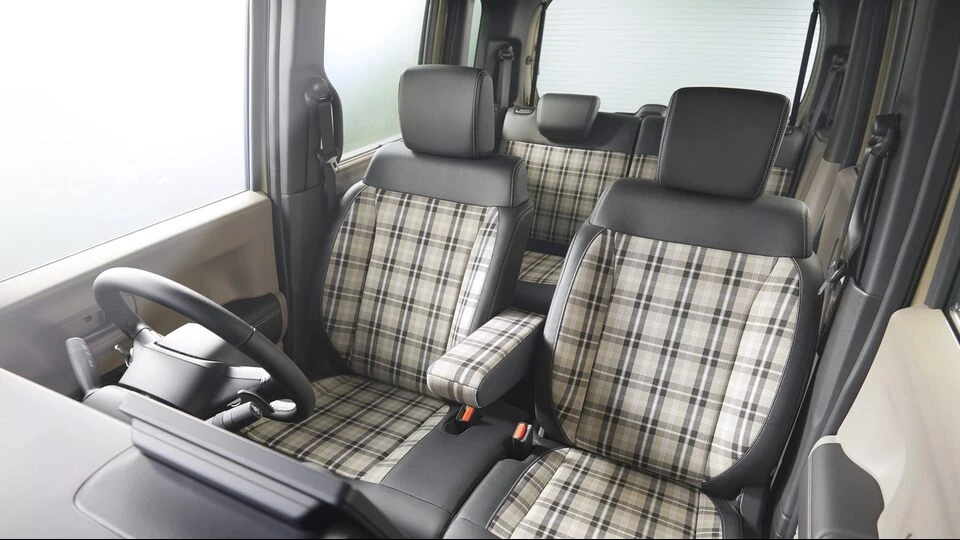 カーリース車両 ホンダ　N-BOX JOYの画像